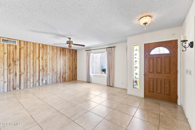 9821 W Oraibi Dr, Peoria, AZ 85382