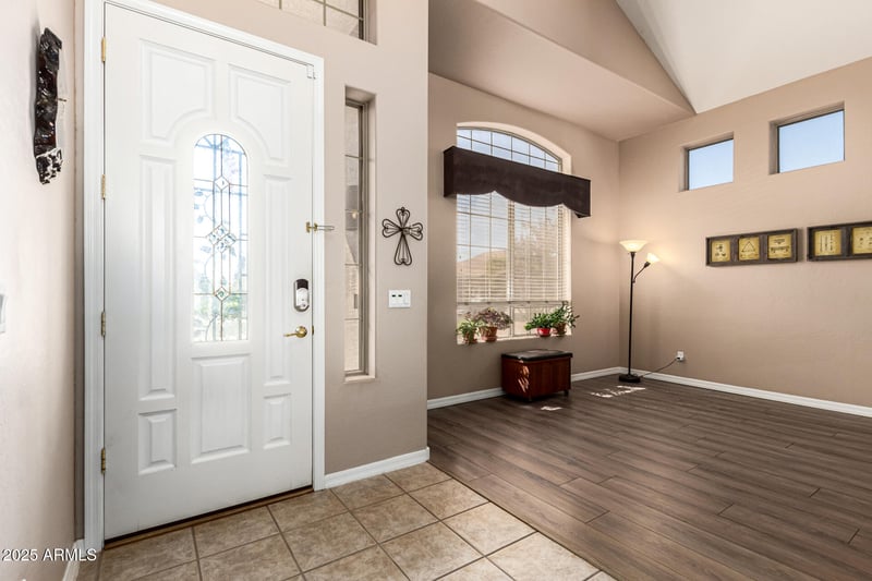 9822 Lompoc Ave, Mesa, AZ 85209