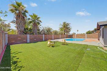 9822 N 47th Dr, Glendale, AZ 85302