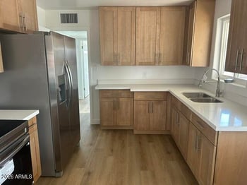 9822 N 4th Ave, Phoenix, AZ 85021
