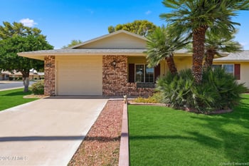 9822 Sandstone Dr, Sun City, AZ 85351
