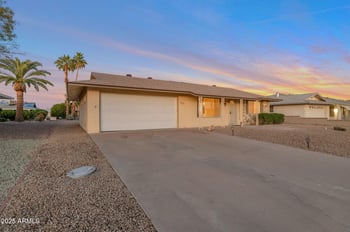 9822 Silverbell Dr, Sun City, AZ 85351