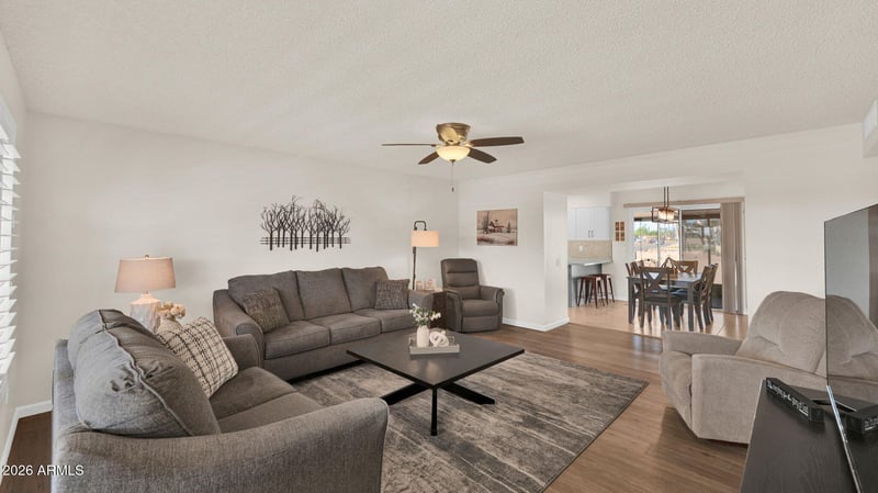 9822 Long Hills Dr, Sun City, AZ 85351