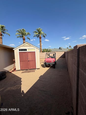 9823 N 48th Dr, Glendale, AZ 85302