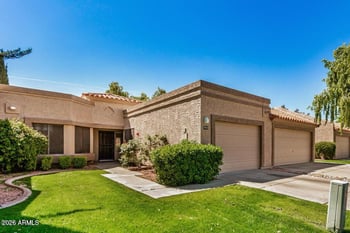 9823 Topeka Dr, Peoria, AZ 85382