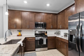 9824 Tupelo Ave, Mesa, AZ 85212