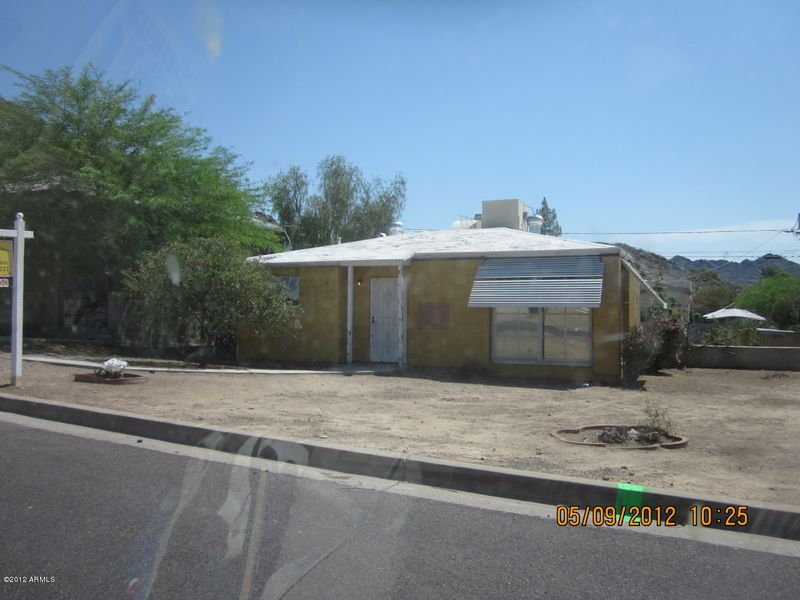 9825 N 2nd Way, Phoenix, AZ 85020