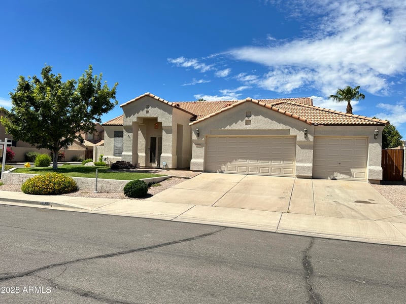 9826 Irwin Cir, Mesa, AZ 85209