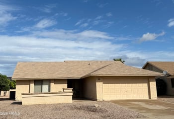 9826 Rosemonte Dr, Peoria, AZ 85382