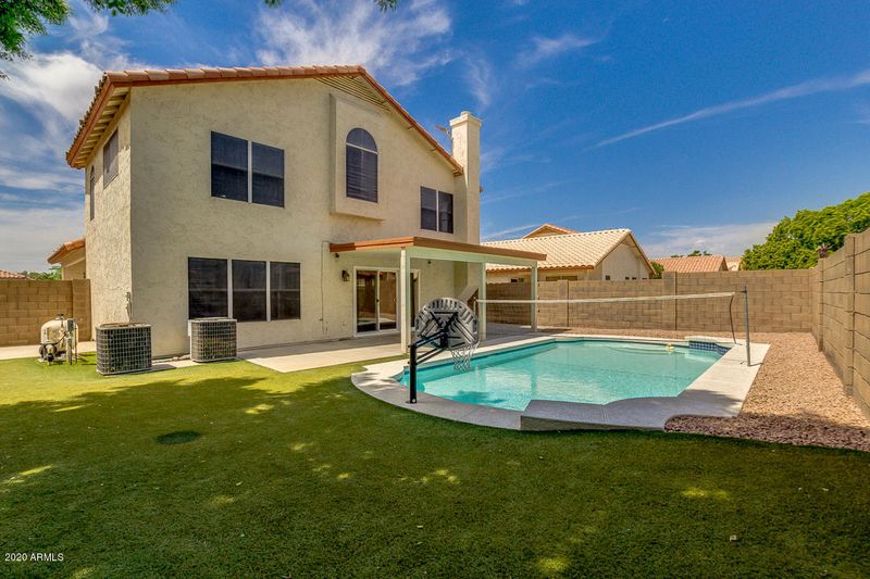 9826 W Runion Dr, Peoria, AZ 85382