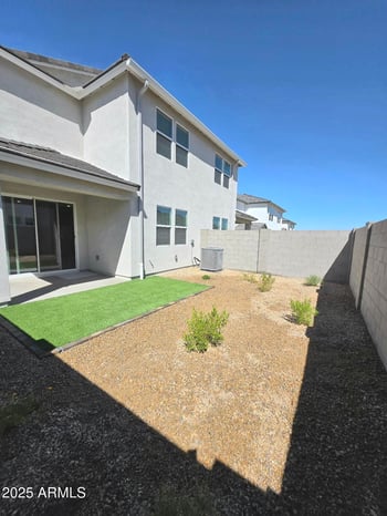 9827 11th St, Phoenix, AZ 85042