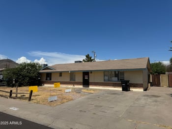 9827 17th Dr, Phoenix, AZ 85021