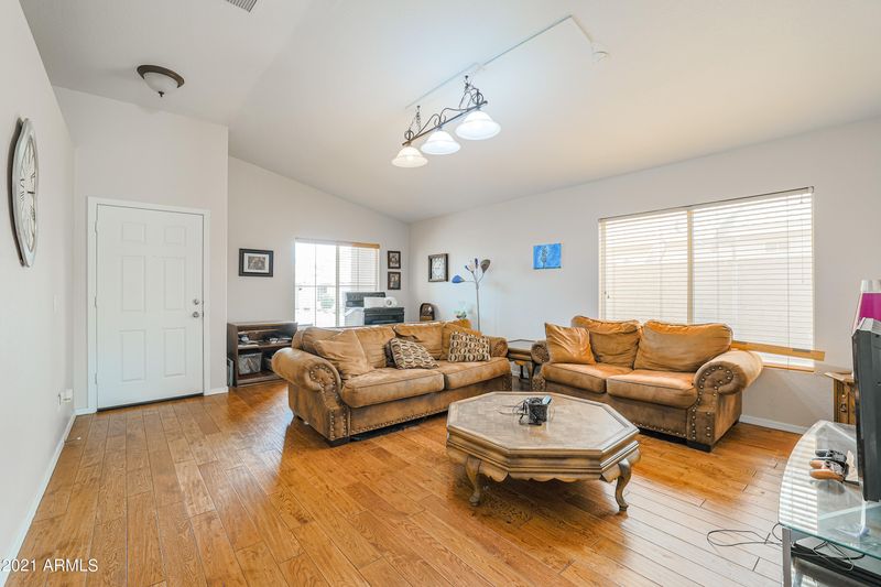 9828 E Keats Ave, Mesa, AZ 85209
