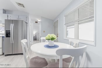 9828 Pueblo Ave #34, Mesa, AZ 85208