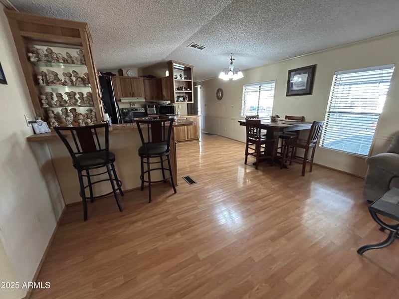 9828 Pueblo Ave #67, Mesa, AZ 85208