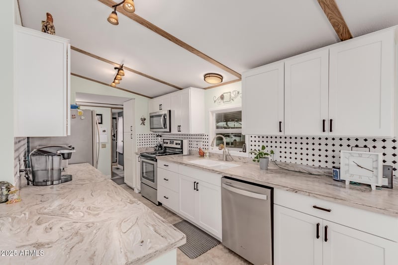 9828 Pueblo Ave #74, Mesa, AZ 85208