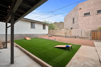 9829 4th Ave, Phoenix, AZ 85021