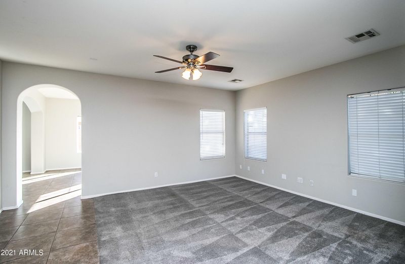 983 E Narrowleaf Ct, Gilbert, AZ 85298