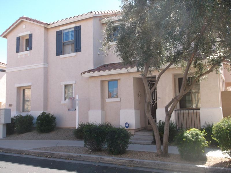 983 E Ranch Rd, Gilbert, AZ 85296