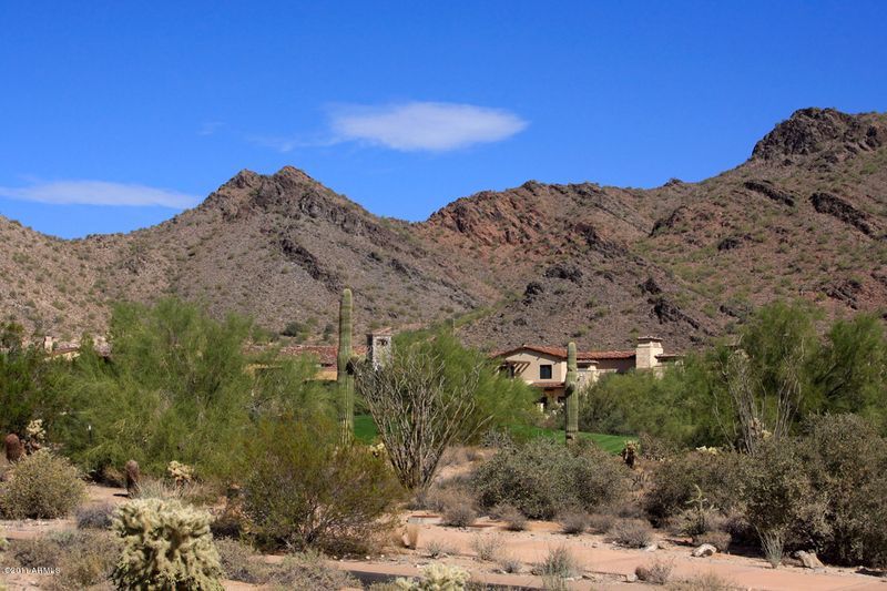 9830 E Thompson Peak Pw #901, Scottsdale, AZ 85255