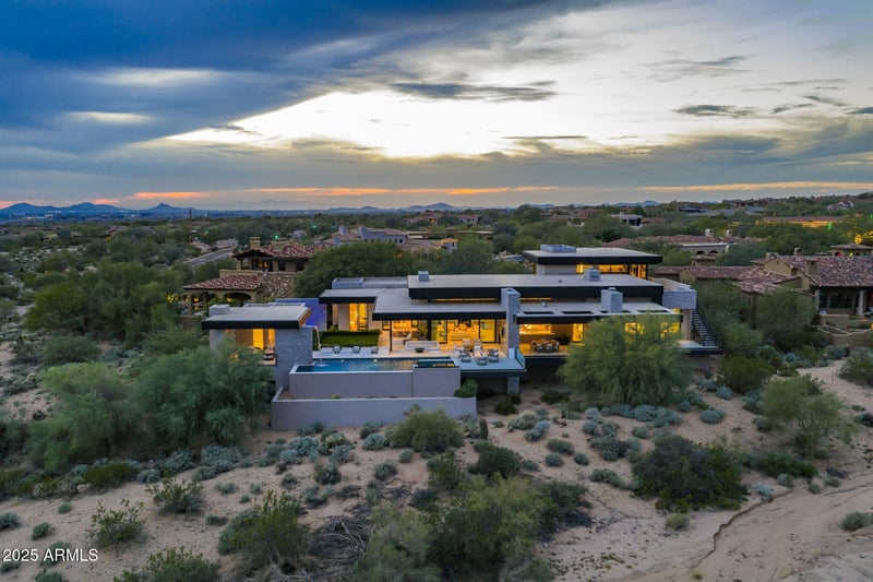 9830 Thompson Peak Pw #912, Scottsdale, AZ 85255