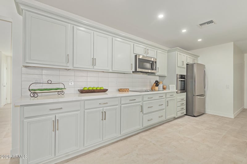 9830 W Evergreen Dr, Sun City, AZ 85373