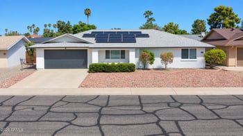 9830 W Evergreen Dr, Sun City, AZ 85373