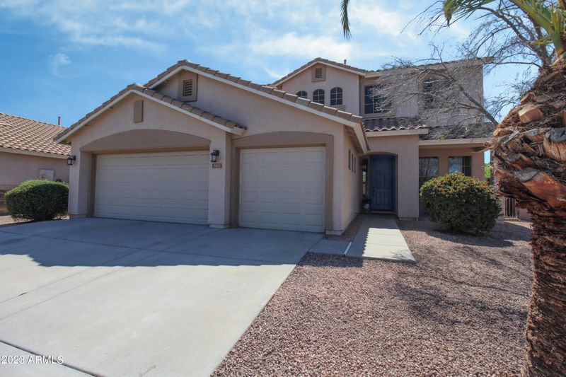 9831 E Kiowa Ave, Mesa, AZ 85209
