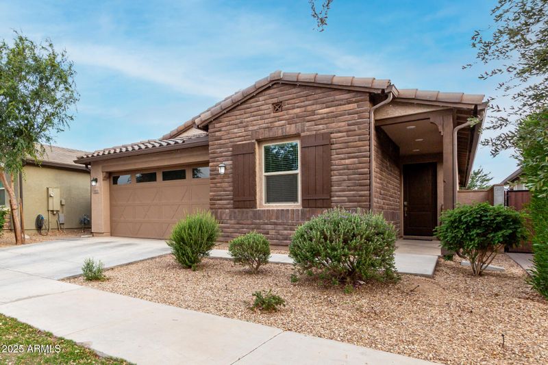 9831 E Tupelo Ave, Mesa, AZ 85212