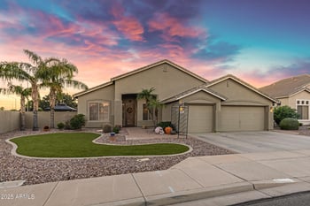 9831 Lompoc Ave, Mesa, AZ 85209