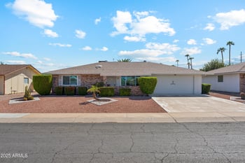 9831 Pebble Beach Dr, Sun City, AZ 85351