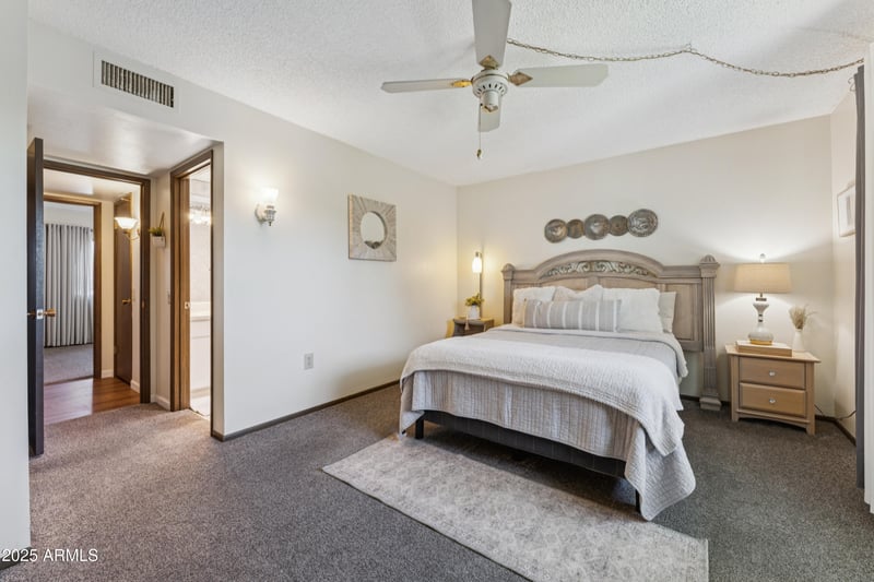 9831 Pebble Beach Dr, Sun City, AZ 85351
