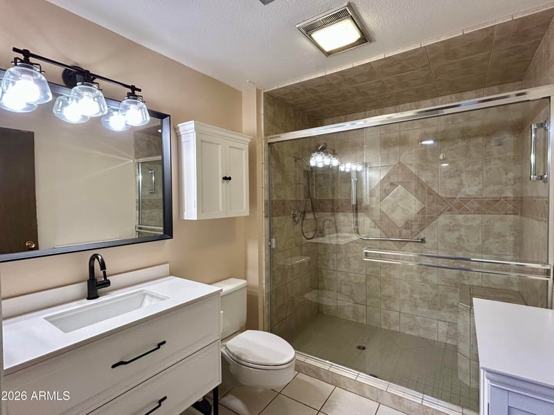9831 Wrangler Dr, Sun City, AZ 85373