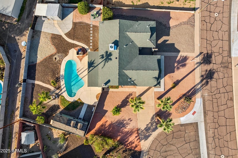 9832 29th St, Phoenix, AZ 85028