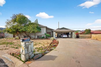 9832 4th St, Phoenix, AZ 85042
