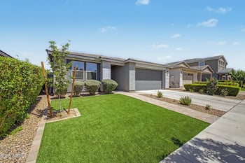 9832 Satellite Dr, Mesa, AZ 85212