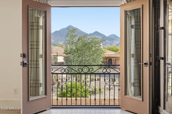 9832 Edgestone Dr, Scottsdale, AZ 85255