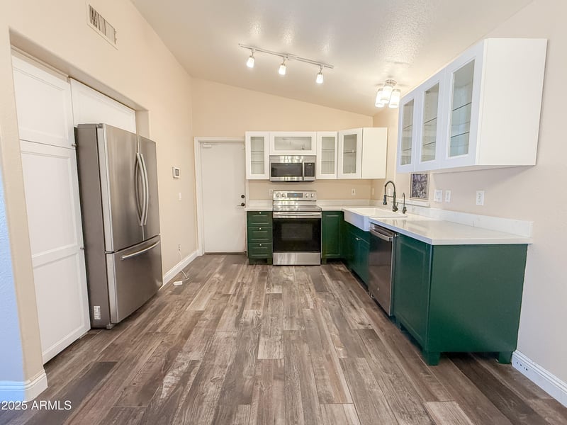 9832 Osage Ave, Mesa, AZ 85212