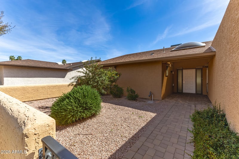 9833 Watford Way, Sun Lakes, AZ 85248