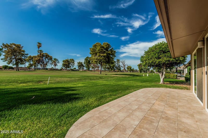 9834 Balboa Dr, Sun City, AZ 85351