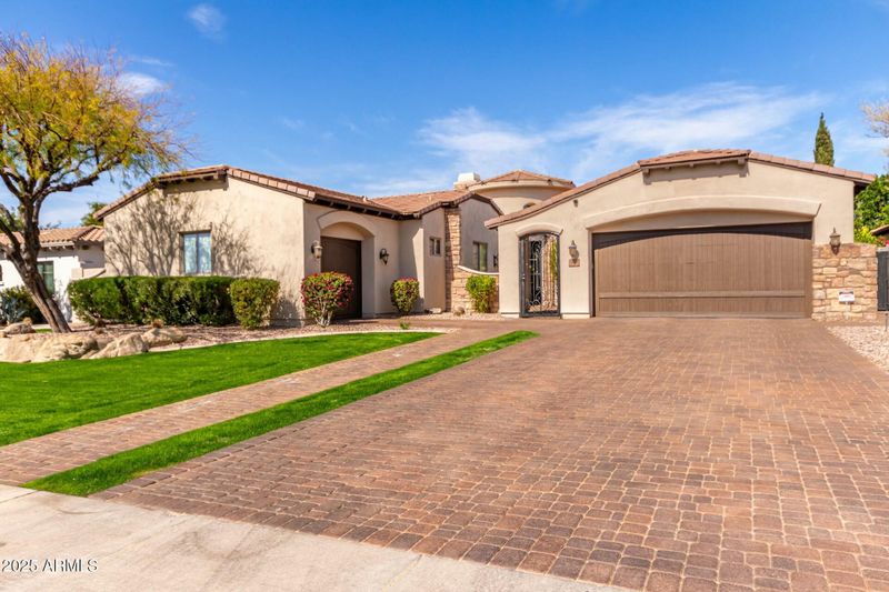 9834 E Voltaire Dr, Scottsdale, AZ 85260