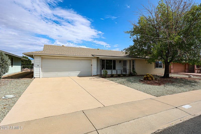 9834 Emberwood Dr, Sun City, AZ 85351