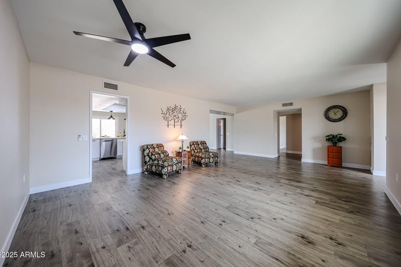 9834 Emberwood Dr, Sun City, AZ 85351