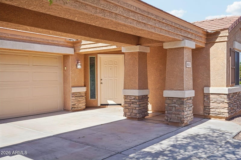 9835 W Salter Dr, Peoria, AZ 85382