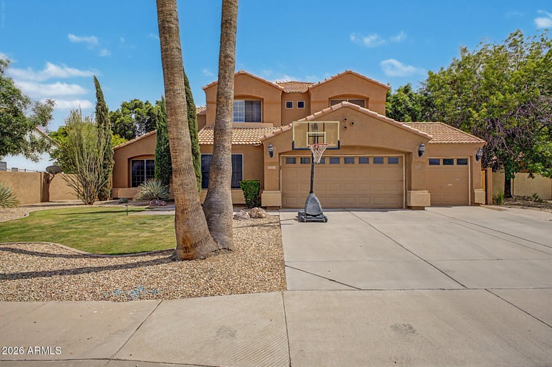 9839 Inverness Ave, Mesa, AZ 85209