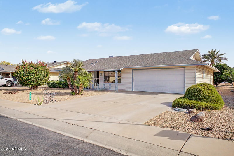 9839 W Royal Oak Rd, Sun City, AZ 85351