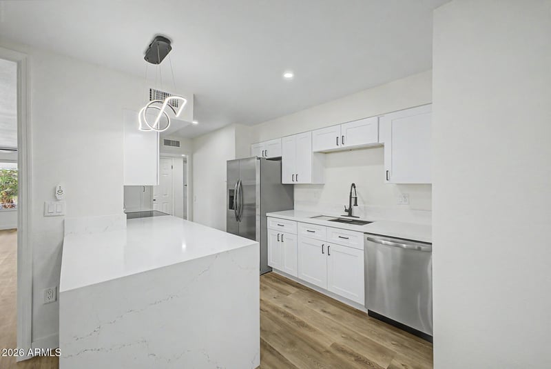 9839 W Royal Oak Rd, Sun City, AZ 85351