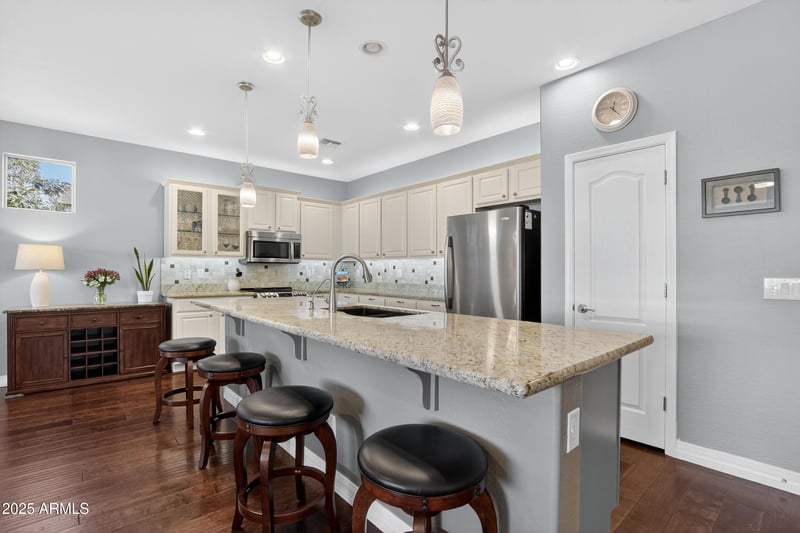 984 Rojo Way, Gilbert, AZ 85297