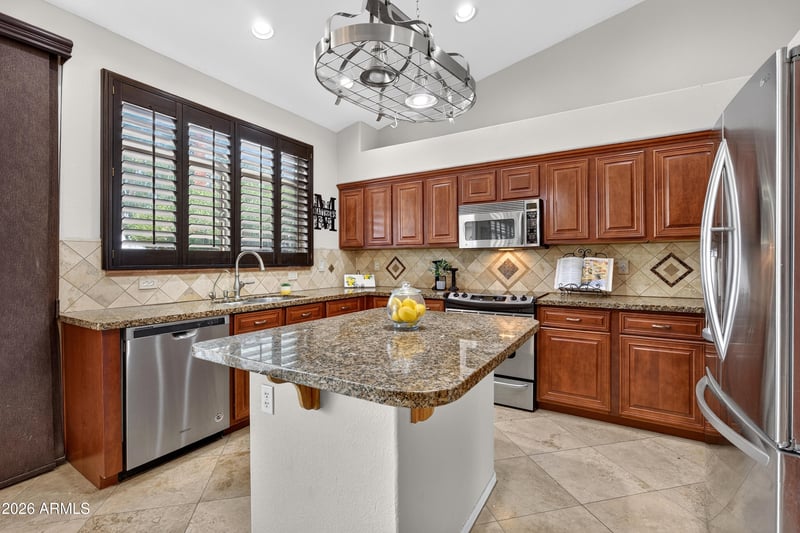 984 Western Skies Dr, Gilbert, AZ 85296