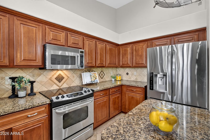 984 Western Skies Dr, Gilbert, AZ 85296